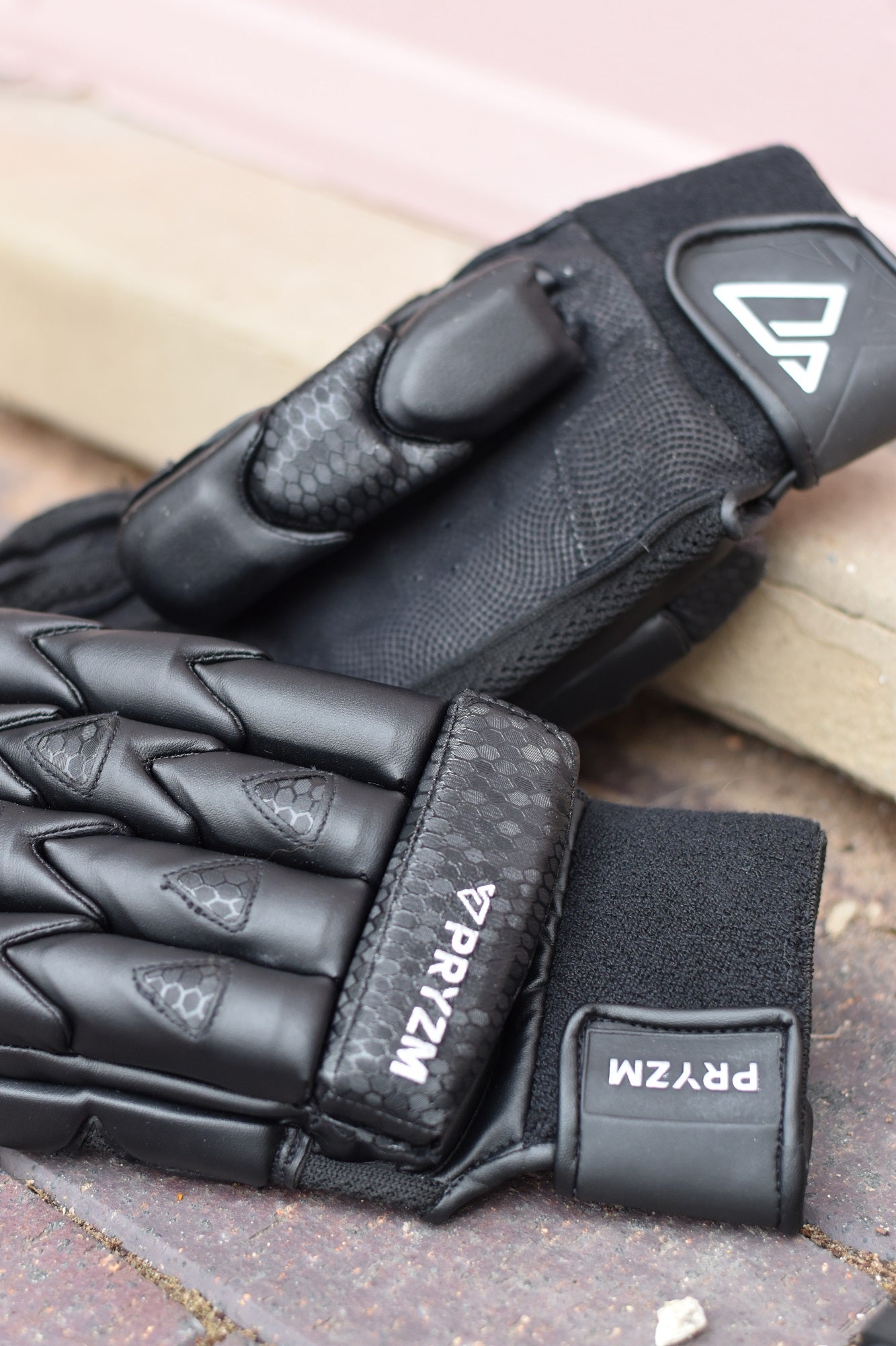 2026 Black Tempo Batting Gloves