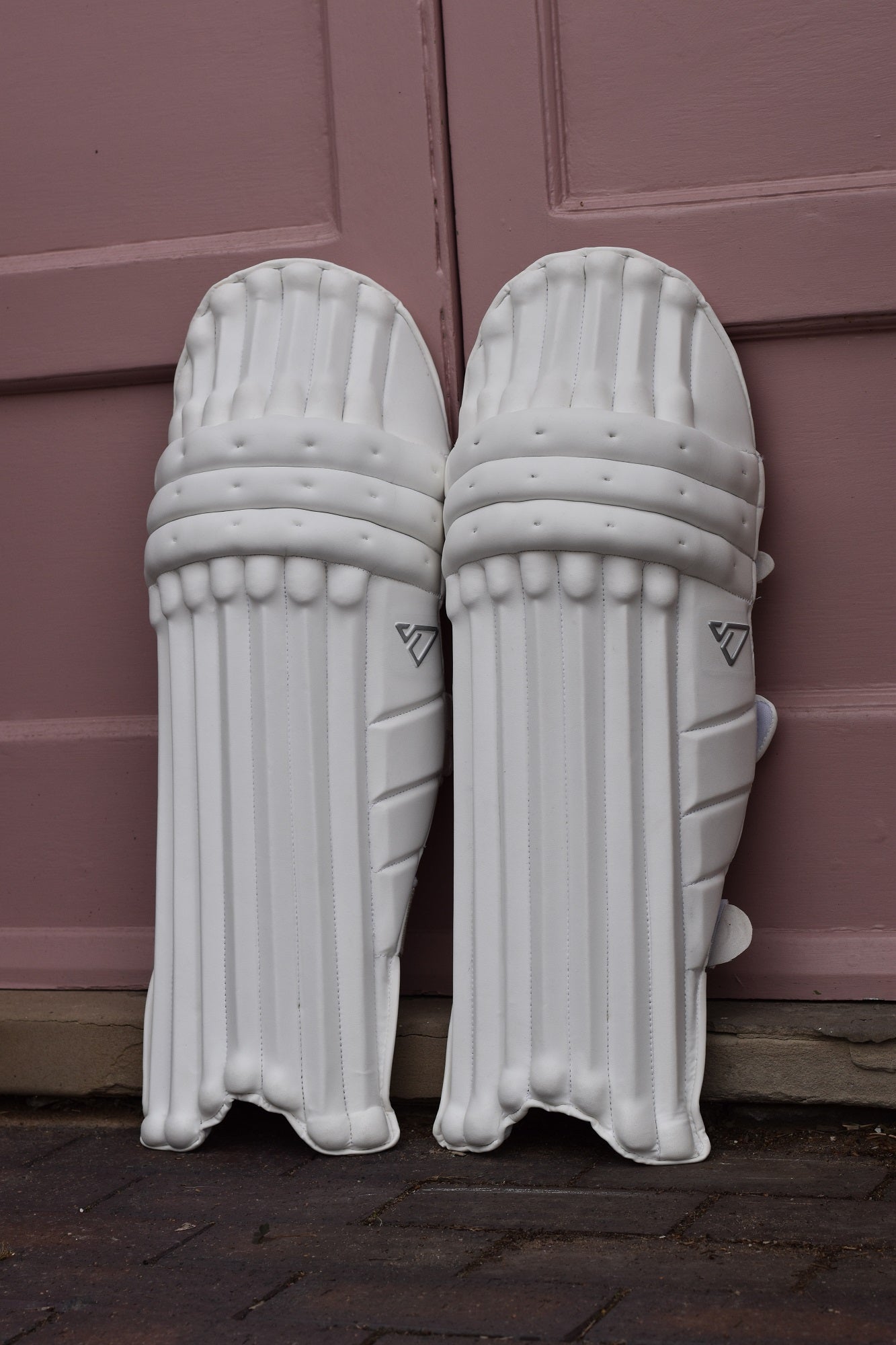 2026 Heritage Batting Pads