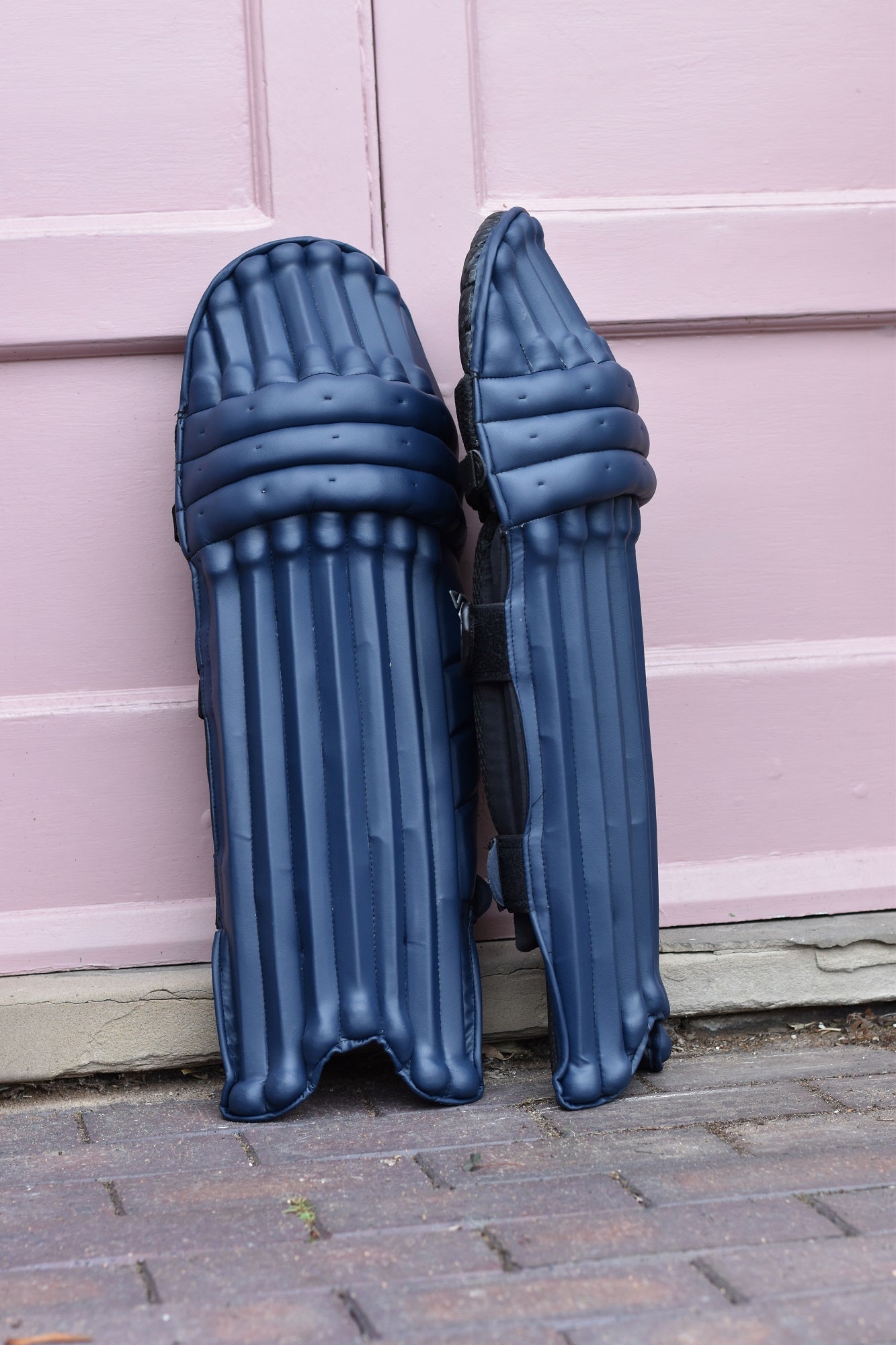 2026 Navy Heritage Batting Pads - Pryzm Cricket