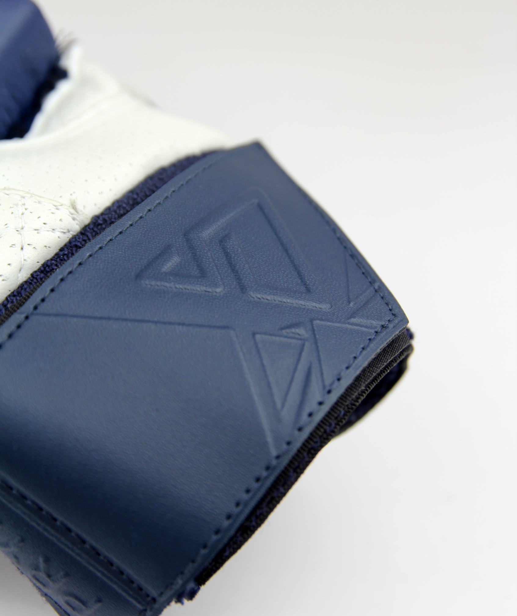 Navy Signature Gloves (Adults LH)