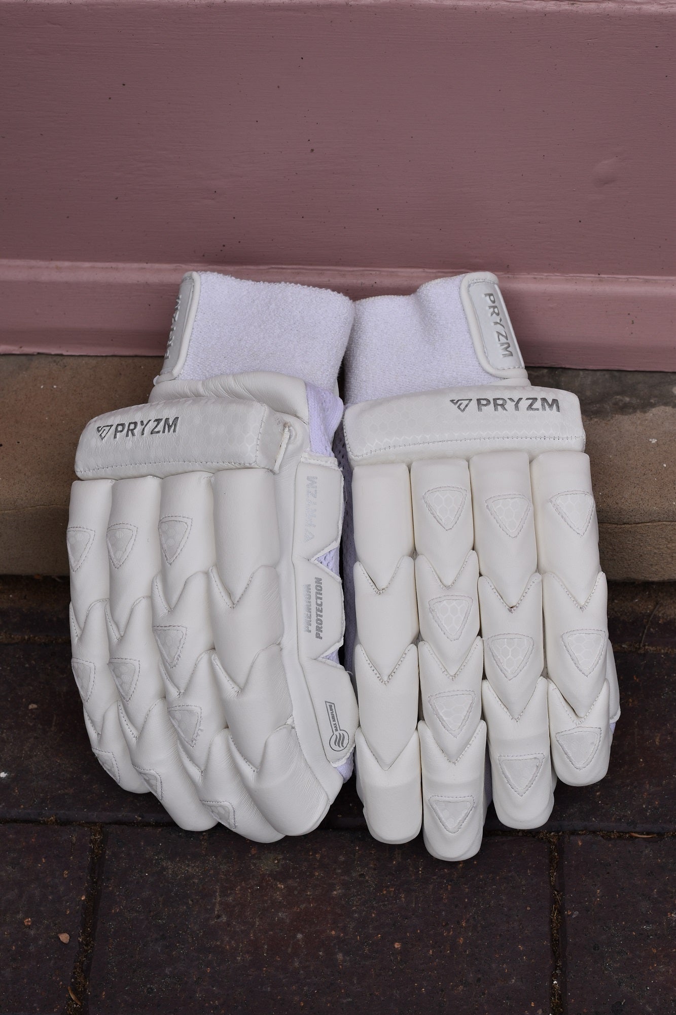 2026 Tempo Batting Gloves