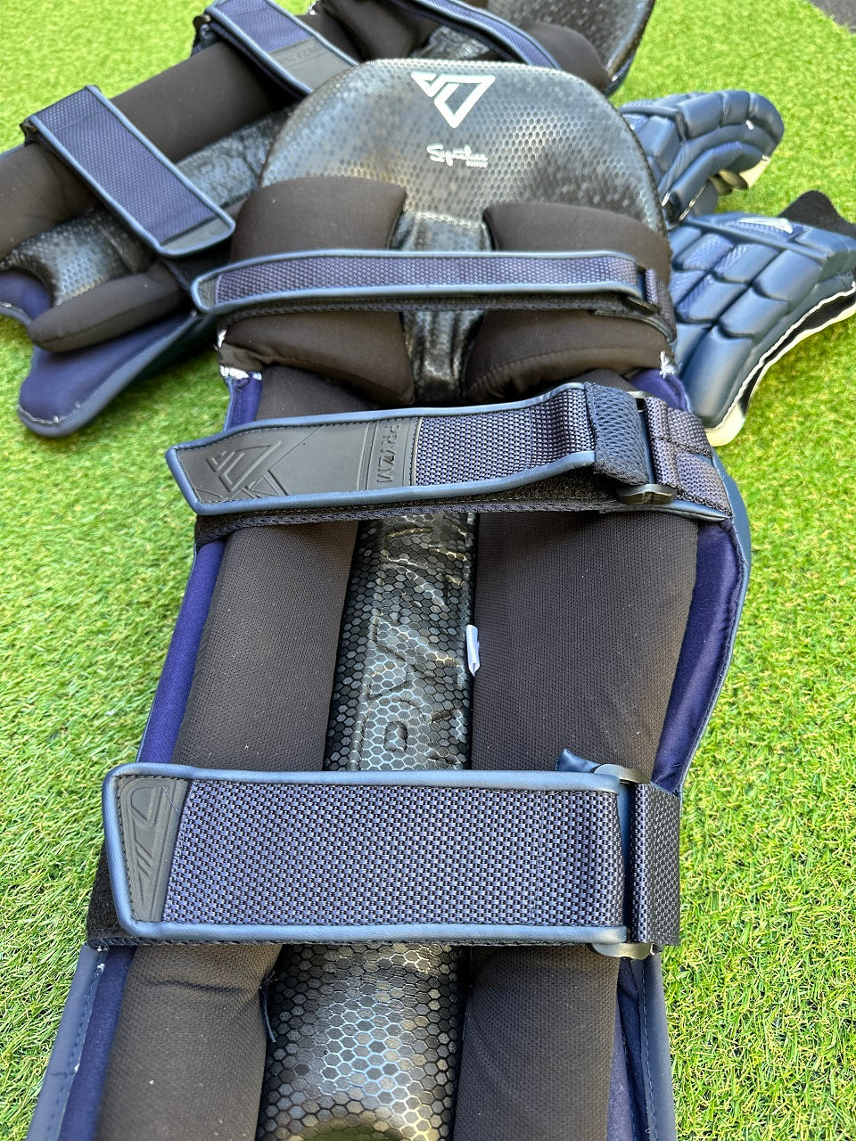 Navy Signature Pads & Gloves Bundle